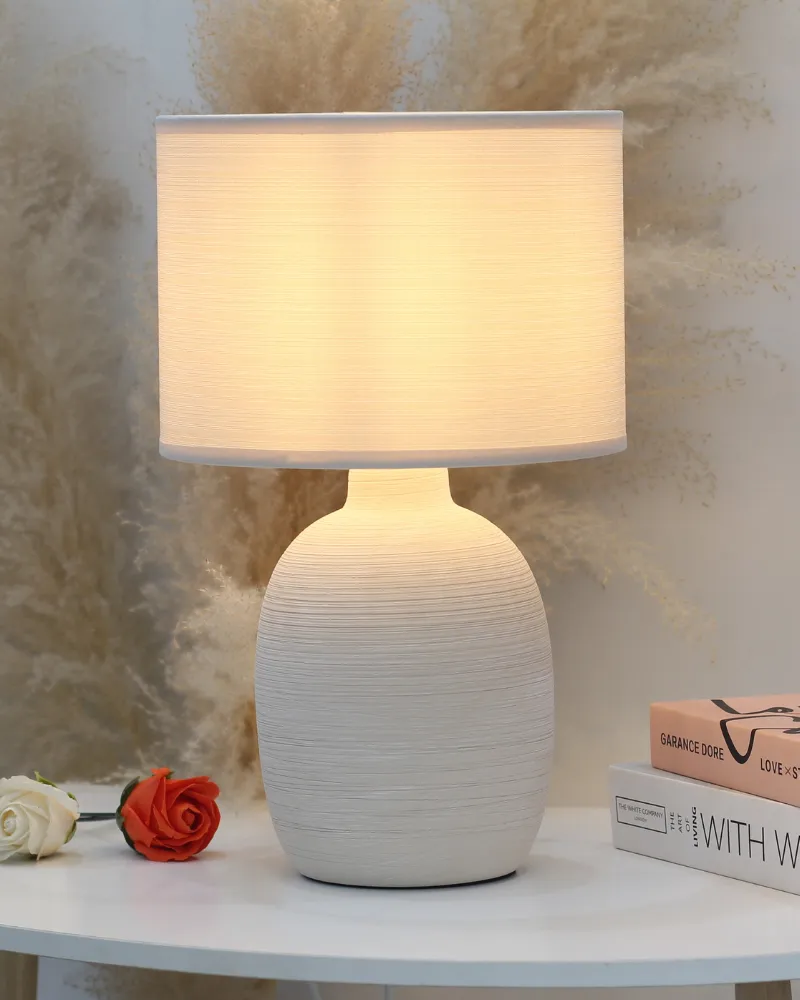 2. CHẤT LIỆU VÀ PHÂN LOẠI ĐÈN NGỦ ĐỂ BÀN S9