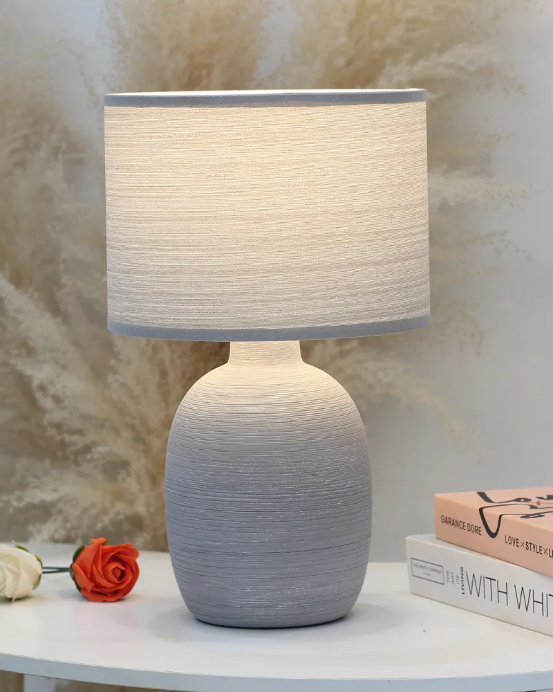 2. CHẤT LIỆU VÀ PHÂN LOẠI ĐÈN NGỦ ĐỂ BÀN S9