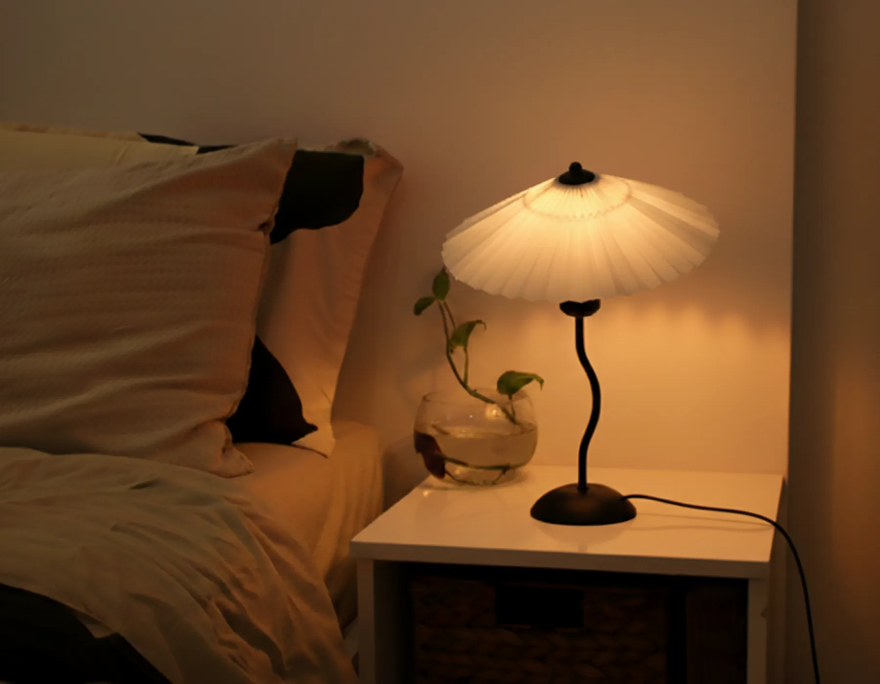 6. KHÔNG GIAN PHÙ HỢP VỚI ĐÈN NGỦ ĐỂ BÀN T11