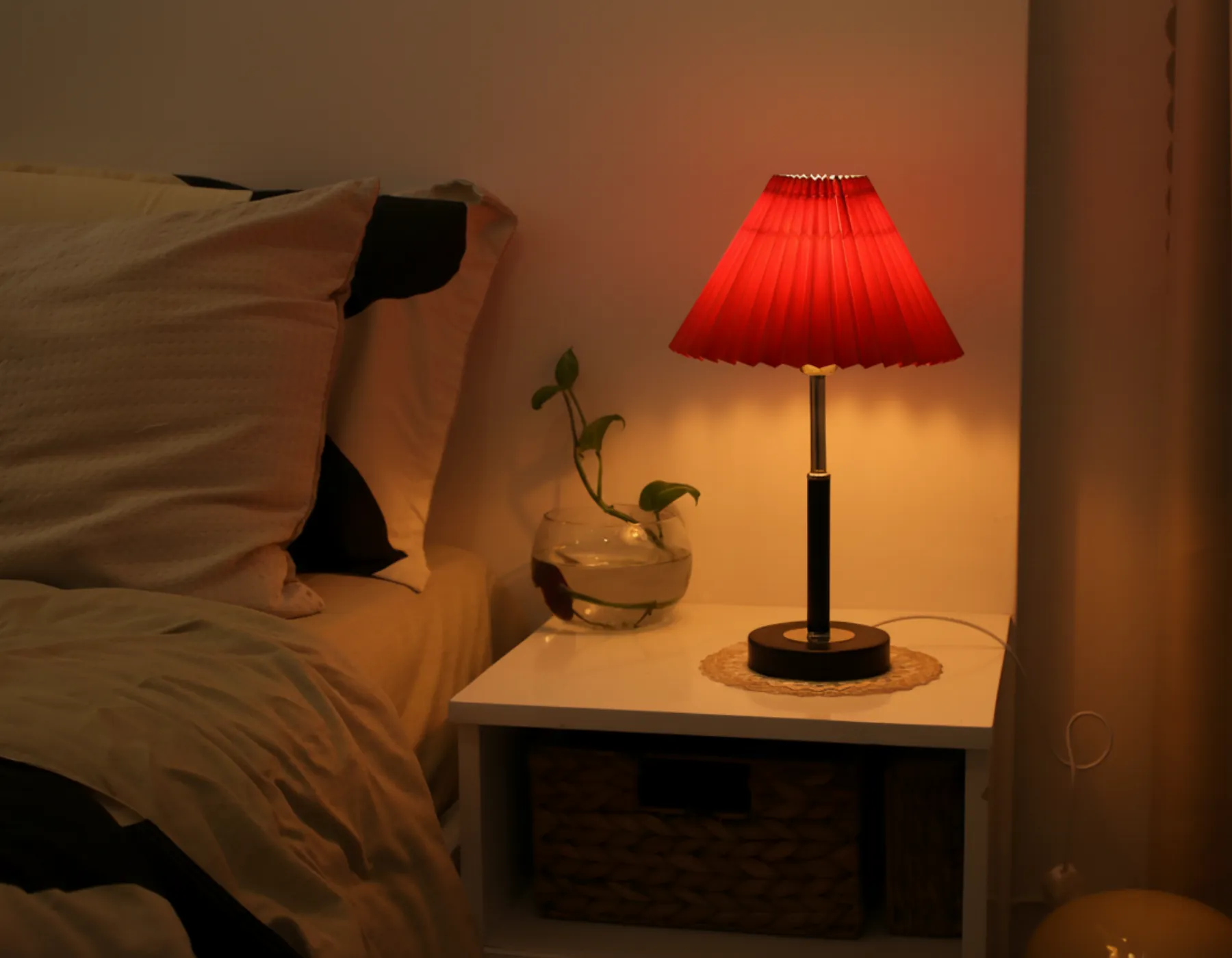 6. KHÔNG GIAN PHÙ HỢP VỚI ĐÈN NGỦ ĐỂ BÀN T9