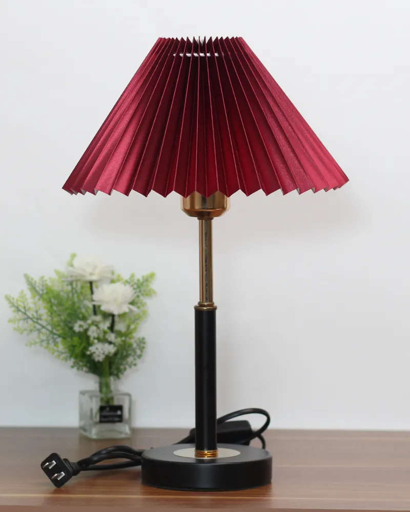 2. CHẤT LIỆU VÀ PHÂN LOẠI ĐÈN NGỦ ĐỂ BÀN T9