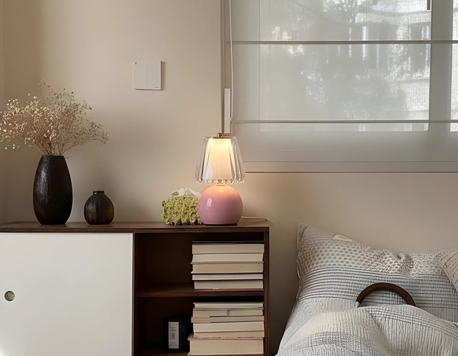 6. KHÔNG GIAN PHÙ HỢP VỚI ĐÈN NGỦ ĐỂ BÀN T12