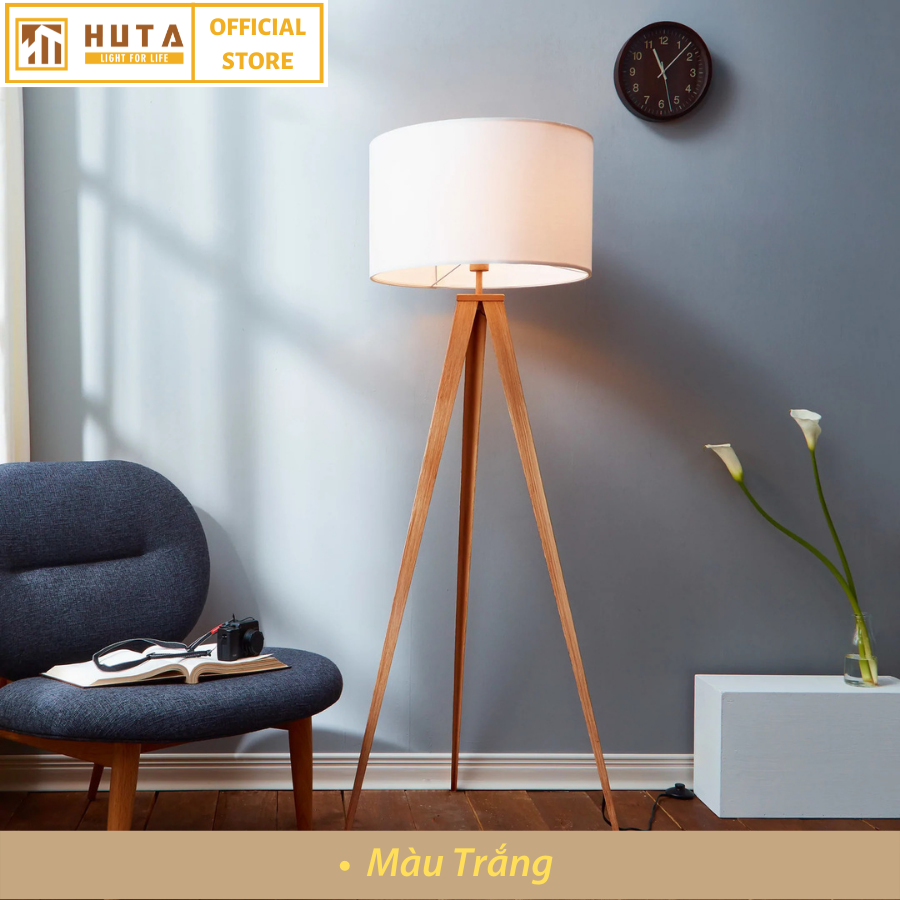 Nếu bạn muốn tạo nên một không gian phòng khách đầy ấm cúng và sang trọng thì đèn đứng phòng khách sẽ là một lựa chọn hoàn hảo. Với thiết kế đặc biệt và ánh sáng ấm áp, đèn sẽ mang đến cho bạn một không gian sống thú vị hơn.