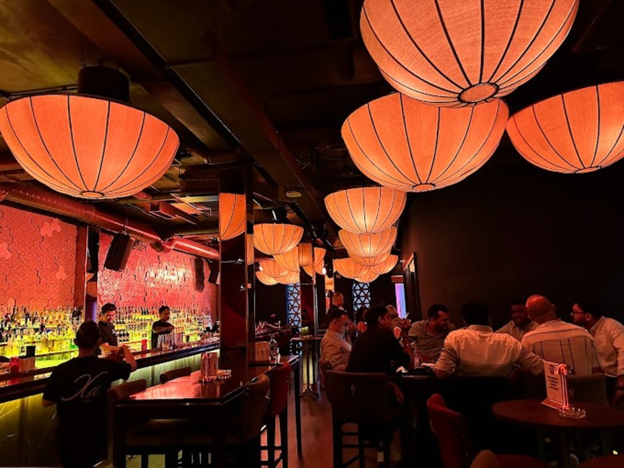 HUTA Bảo Trì Đèn Bàn Nhà Hàng tại XU Restaurant & Lounge