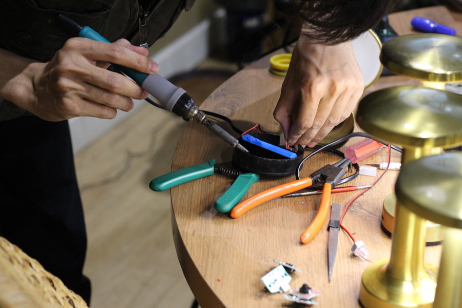 HUTA Bảo Trì Đèn Bàn Nhà Hàng Tại Satsuma House - Thảo Điền, Quận 2