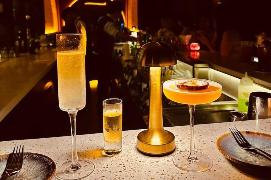 HUTA Cung Cấp Đèn Bàn Quán Bar Cho LOOP1 - Cocktail Bar & Kitchen