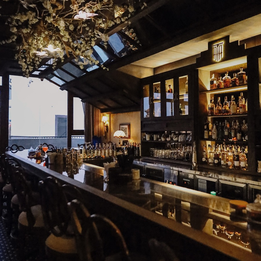 HUTA Cung Cấp Đèn Bàn Quán Bar Cho The Hammond