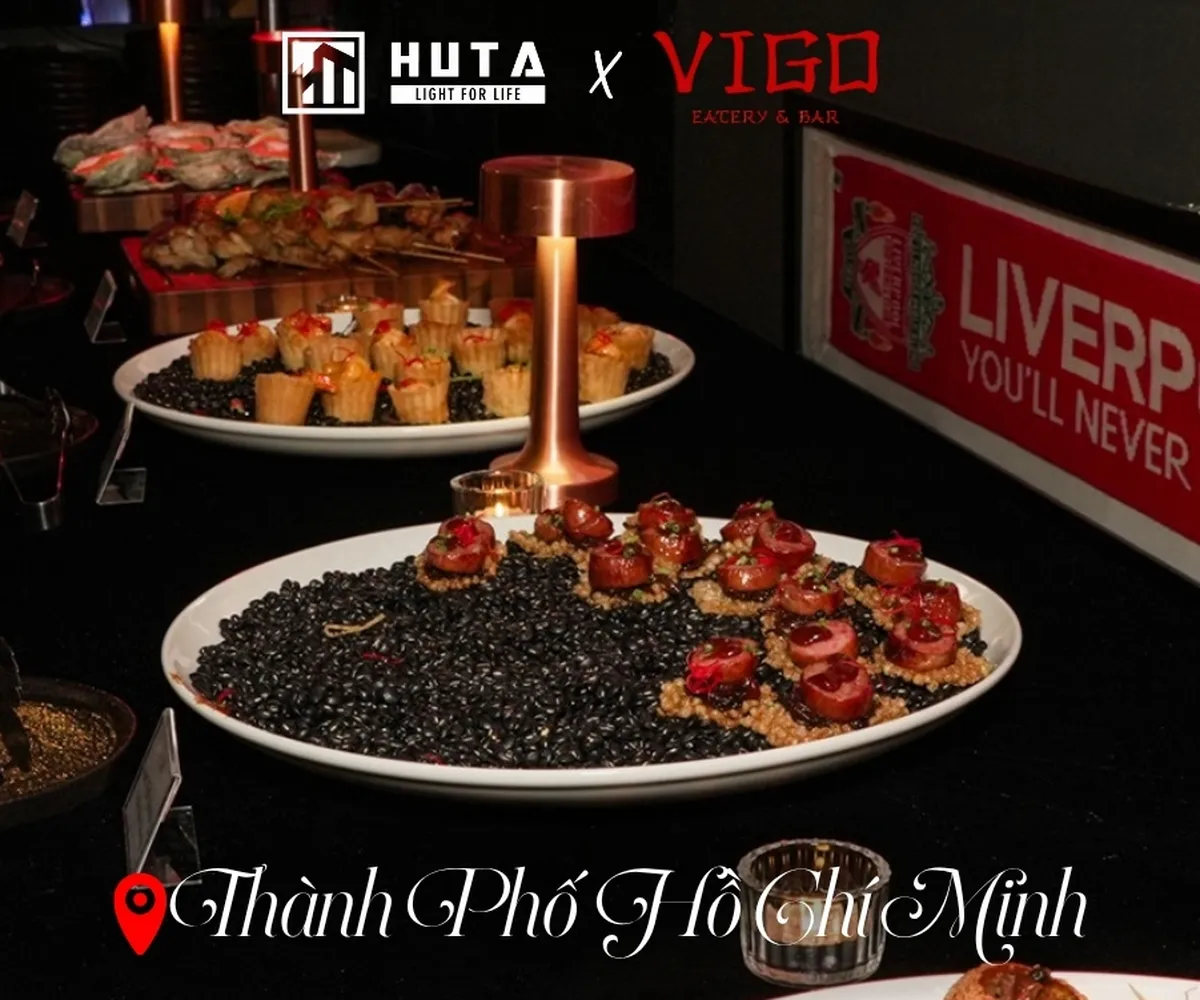 Hình Ảnh Đèn Bàn Led Tại Vigo Bar