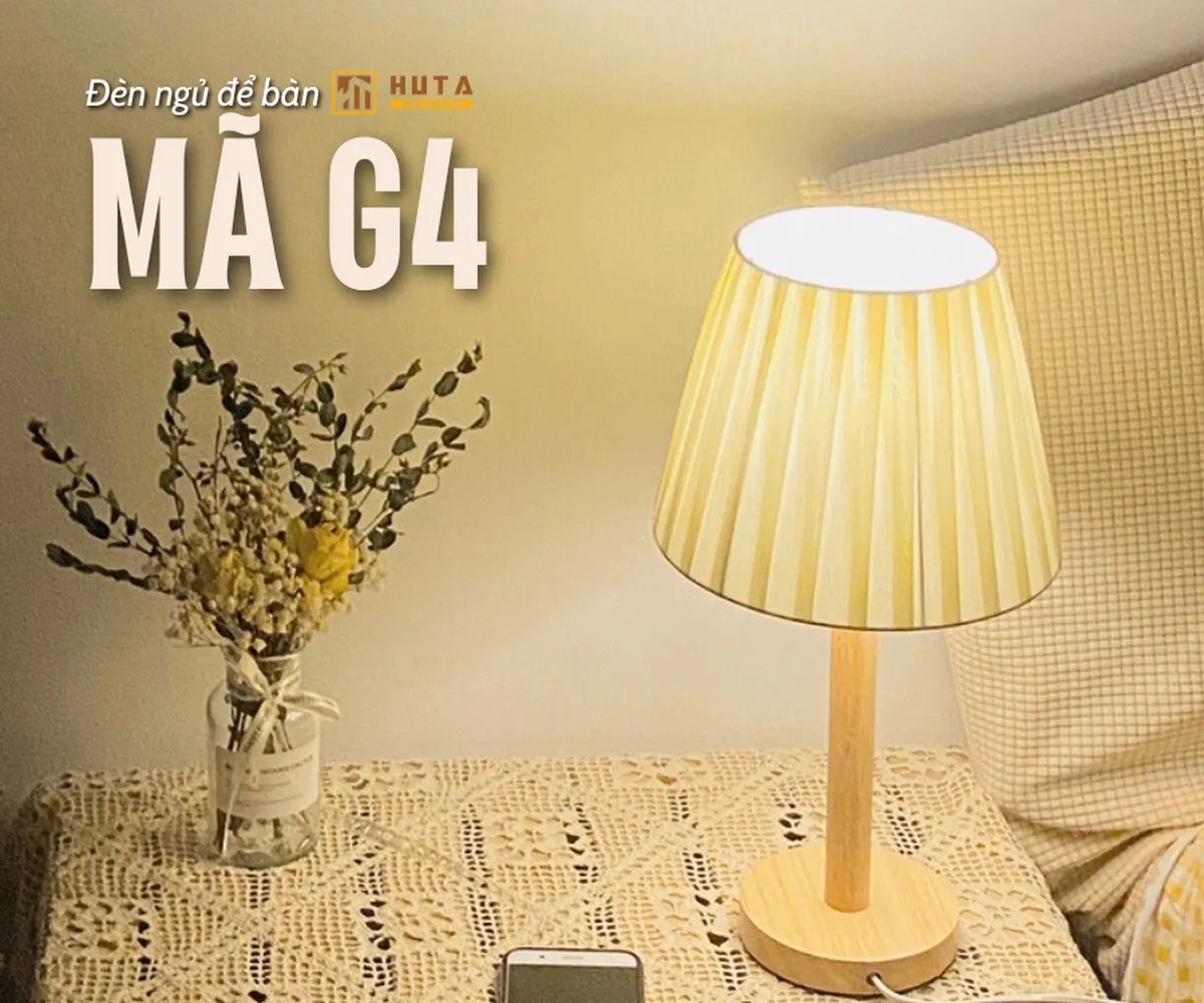 Đèn Ngủ Để Bàn HUTA Light For Life Thân Gỗ Mã G4