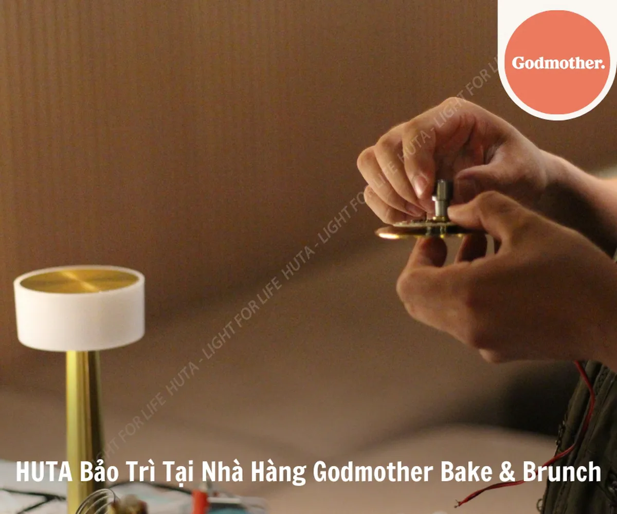 HUTA Bảo Trì Tại Godmother Bake & Brunch