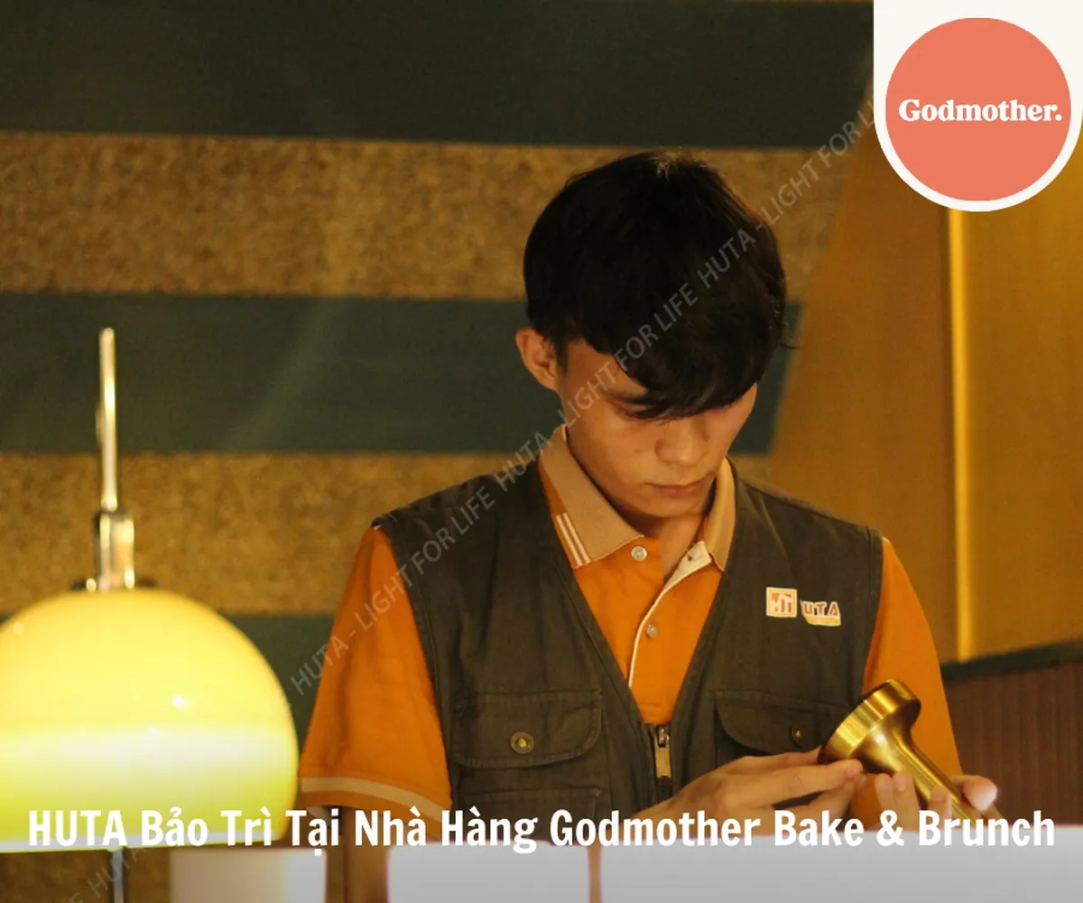 HUTA Bảo Trì Tại Godmother Bake & Brunch