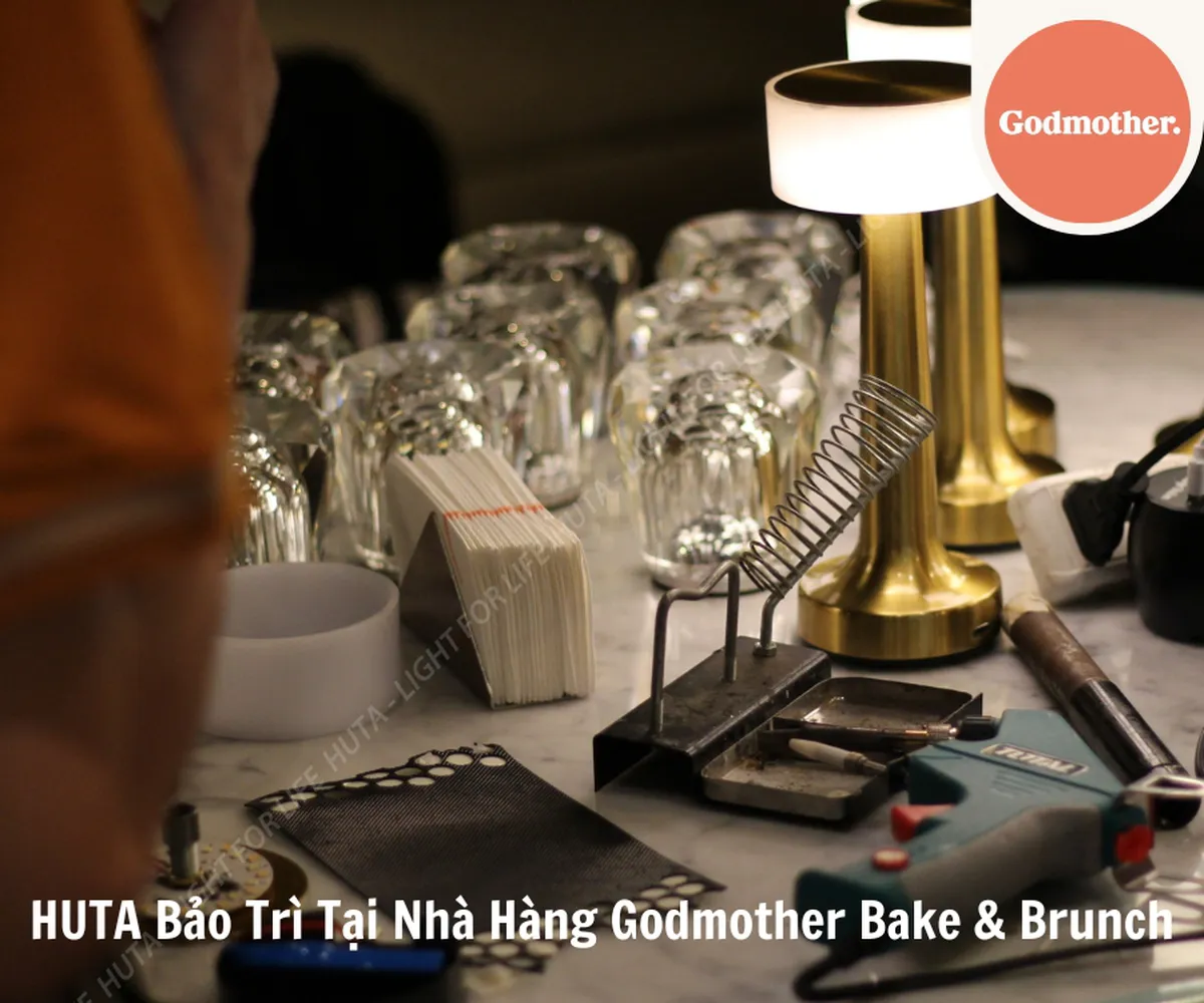 HUTA Bảo Trì Tại Godmother Bake & Brunch