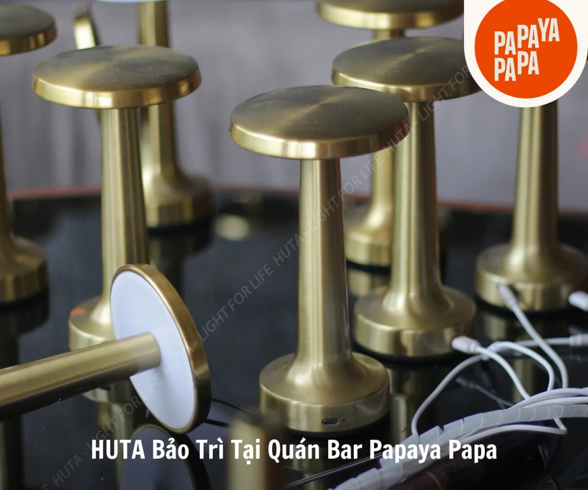 HUTA Bảo Trì Tại Quán Bar Papaya Papa	