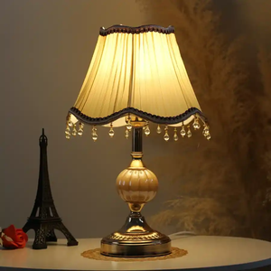 Đèn Ngủ Để Bàn HUTA Light For Life CD1 Điều Chỉnh Độ Sáng, Bóng Led Sáng Vàng Tiết Kiệm Điện Năng