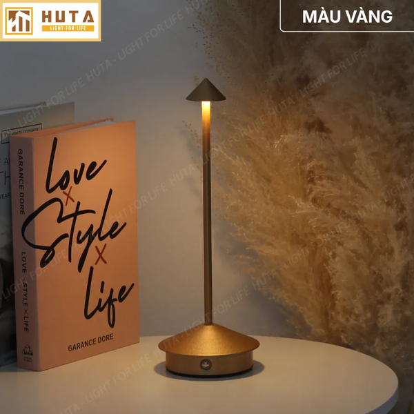 Đèn Bàn Cảm Ứng Hiện Đại HUTA Light For Life TAMGIAC Bảo Hành 18 Tháng, Điều Chỉnh Độ Sáng
