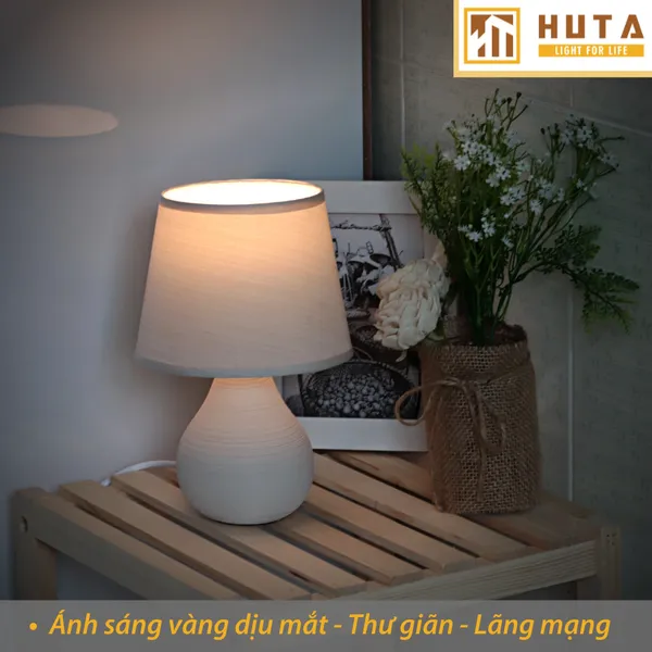 Đèn Ngủ Để Bàn Sứ HUTA S1 Điều Chỉnh Độ Sáng, Ánh Sáng Vàng, Bảo Hành 24 Tháng