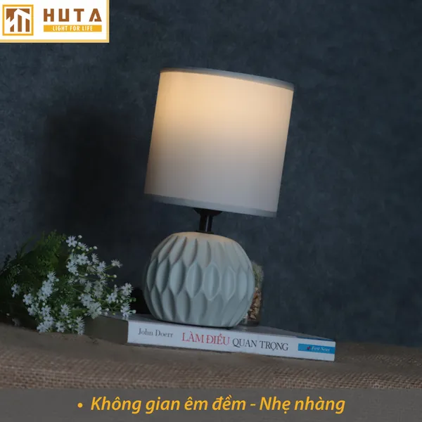 Đèn Ngủ Để Bàn Sứ HUTA S3