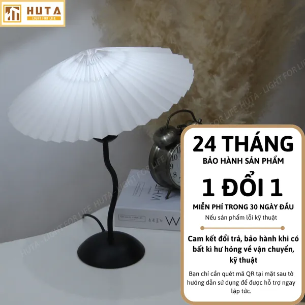 Đèn ngủ để bàn HUTA mã T11 Thân Kim Loại, Chao Xếp Ly Vintage, Đầu Cắm Điện 2 Chấu 220V