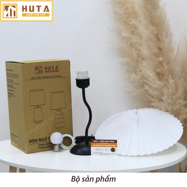 Đèn ngủ để bàn HUTA mã T11 Thân Kim Loại, Chao Xếp Ly Vintage, Đầu Cắm Điện 2 Chấu 220V