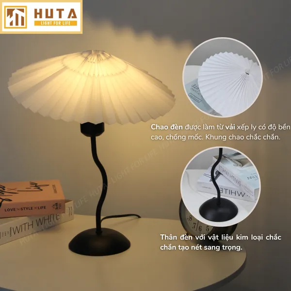 Đèn ngủ để bàn HUTA mã T11 Thân Kim Loại, Chao Xếp Ly Vintage, Đầu Cắm Điện 2 Chấu 220V