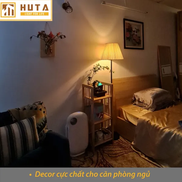 Đèn Cây Đứng HUTA KT1