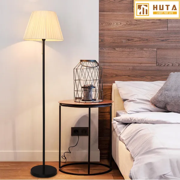 Đèn Cây Đứng HUTA KT1