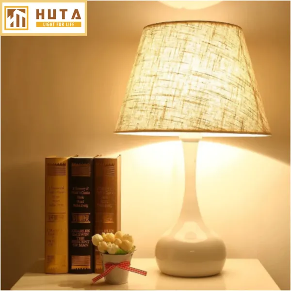 Đèn Ngủ Để Bàn Thép HUTA T3 Ánh Sáng Vàng, Điều Chỉnh Độ Sáng, Bảo Hành 24 Tháng