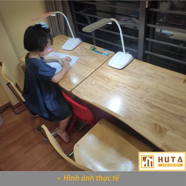 Đèn bàn làm việc HUTA Mã RD36 LED, Cảm Ứng, Điều Chỉnh Độ Sáng