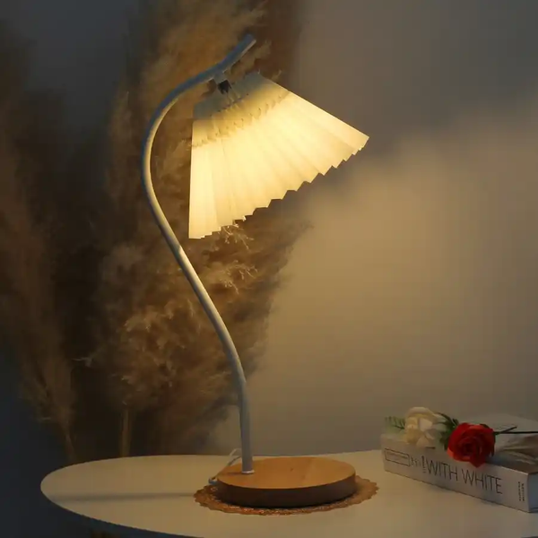 Đèn Ngủ Để Bàn HUTA Light For Life Mã T14 Thân Kim Loại, Điều Chỉnh Ánh Sáng Vàng, Decor Phòng Ngủ