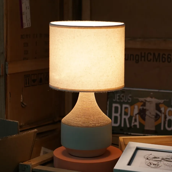 Đèn Ngủ Để Bàn HUTA Light For Life S14 Ánh Sáng Vàng, Điều Chỉnh Độ Sáng, Bảo Hành 24 Tháng