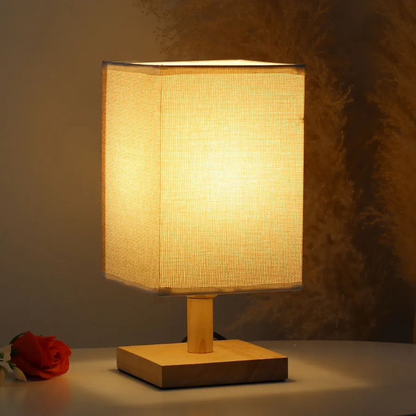 Đèn Ngủ Để Bàn HUTA Light For Life G3 Điều Chỉnh Độ Sáng, Đầu Cắm Điện 2 Chấu 220v