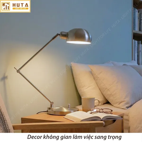 Đèn Bàn Học HUTA Light For Life LVK3 Bóng Led 3 Màu Sáng, Bảo Hành 24 Tháng