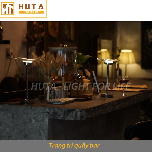 Đèn Bàn Led Quầy Bar, Quán Bar, Nhà Hàng Pin Sạc Tích Điện Mã RESSEN