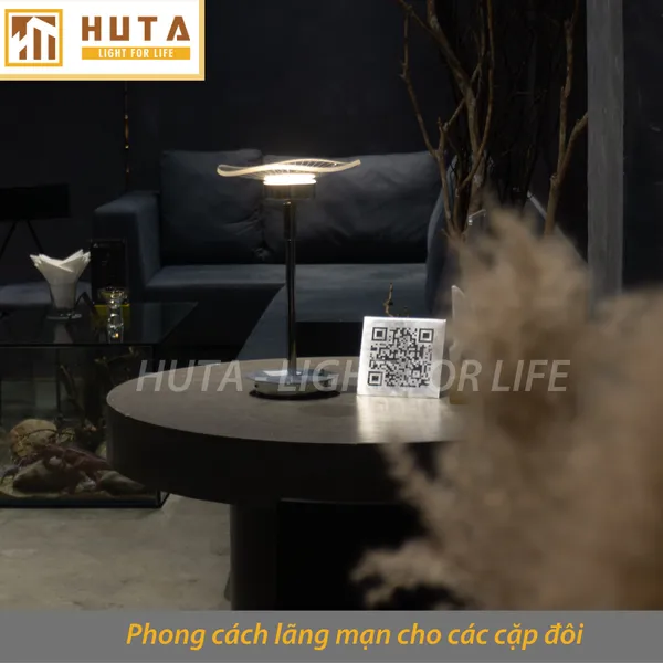 Đèn Bàn Led Quầy Bar, Quán Bar, Nhà Hàng Pin Sạc Tích Điện Mã RESSEN