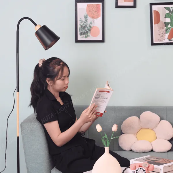 Đèn Cây Đứng Đọc Sách HUTA KT5 Trang Trí Phòng Khách Phong Cách Bắc Âu Ba Màu Sáng