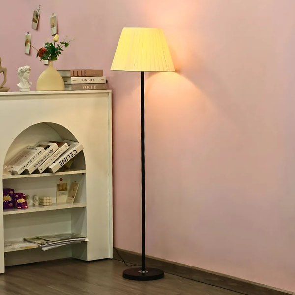 Đèn Cây Đứng Decor HUTA Light For Life KT1 Thân Kim Loại, Chao Xếp Ly,  Điều Chỉnh Ánh Sáng Vàng