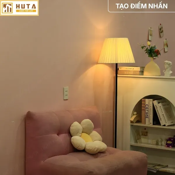 Đèn Cây Đứng Decor HUTA Light For Life KT1 Thân Kim Loại, Chao Xếp Ly,  Điều Chỉnh Ánh Sáng Vàng