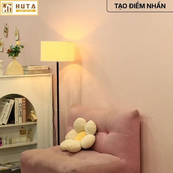 Đèn Cây Đứng HUTA Light For Life KT04 Thân Kim Loại, Điều Chỉnh Ánh Sáng Vàng