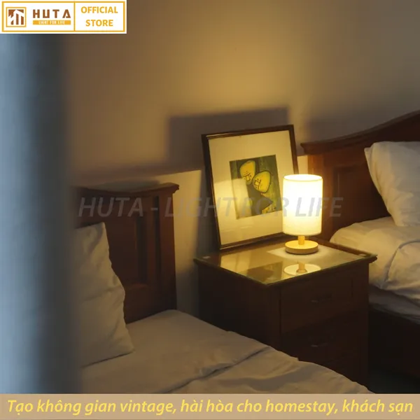 Đèn Ngủ Để Bàn Gỗ HUTA G1 Điều Chỉnh Độ Sáng, Ánh Sáng Vàng Ấm, Đầu Cắm 2 Chấu 220V