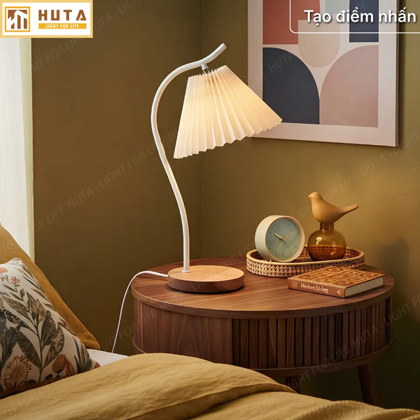 Đèn Ngủ Để Bàn HUTA Light For Life Mã T14 Thân Kim Loại, Điều Chỉnh Ánh Sáng Vàng, Decor Phòng Ngủ