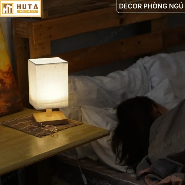 Đèn Ngủ Để Bàn HUTA Light For Life G3 Điều Chỉnh Độ Sáng, Đầu Cắm Điện 2 Chấu 220v