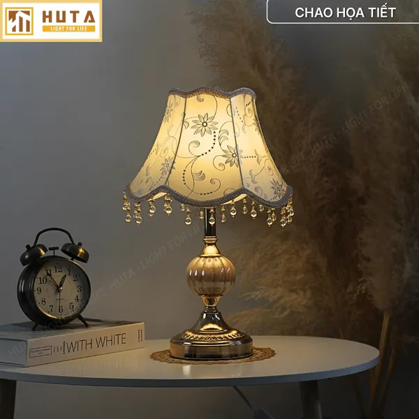 Đèn Ngủ Để Bàn HUTA Light For Life CD1 Điều Chỉnh Độ Sáng, Bóng Led Sáng Vàng Tiết Kiệm Điện Năng