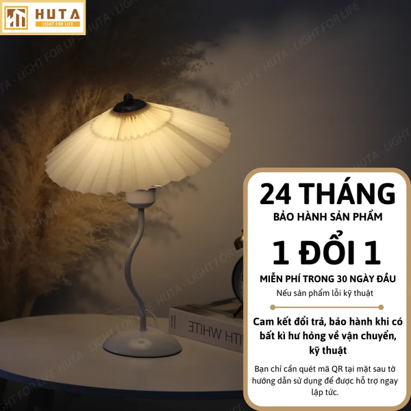 Đèn Ngủ Để Bàn HUTA Light For Life T11 Thân Kim Loại, Chao Xếp Ly Vintage, Đầu Cắm Điện 2 Chấu 220V