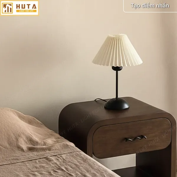 Đèn Ngủ Để Bàn HUTA Light For Life T13 Trang Trí Phong Cách Hàn Quốc, Điều Chỉnh 3 Mức Sáng