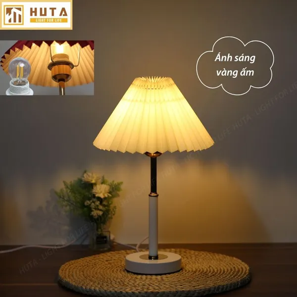 Đèn ngủ để bàn xếp ly HUTA Light For Life T9 kiểu dáng châu âu, điều chỉnh độ sáng decor phòng ngủ
