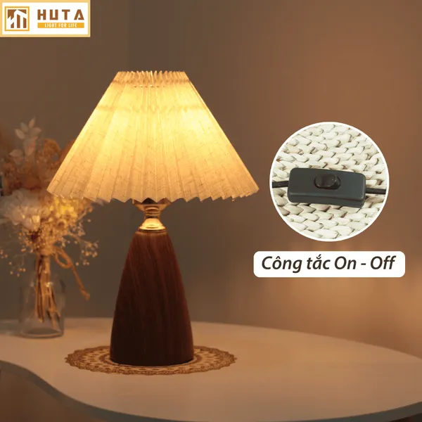 Đèn Ngủ Để Bàn HUTA Mã T10 Thân Kim Loại Vân Gỗ Vintage, Điều Chỉnh Ánh Sáng Vàng Ấm