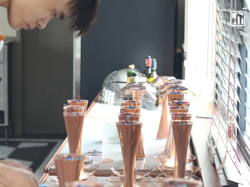 Dịch Vụ Sửa Chữa Đèn Trang Trí Bàn Ăn Nhà Hàng, Quán Bar