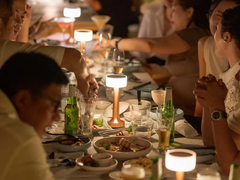 Setup Ánh Sáng Quán Bar, Nhà Hàng Đúng Chuẩn Tối Ưu Doanh Thu Mùa Cao Điểm