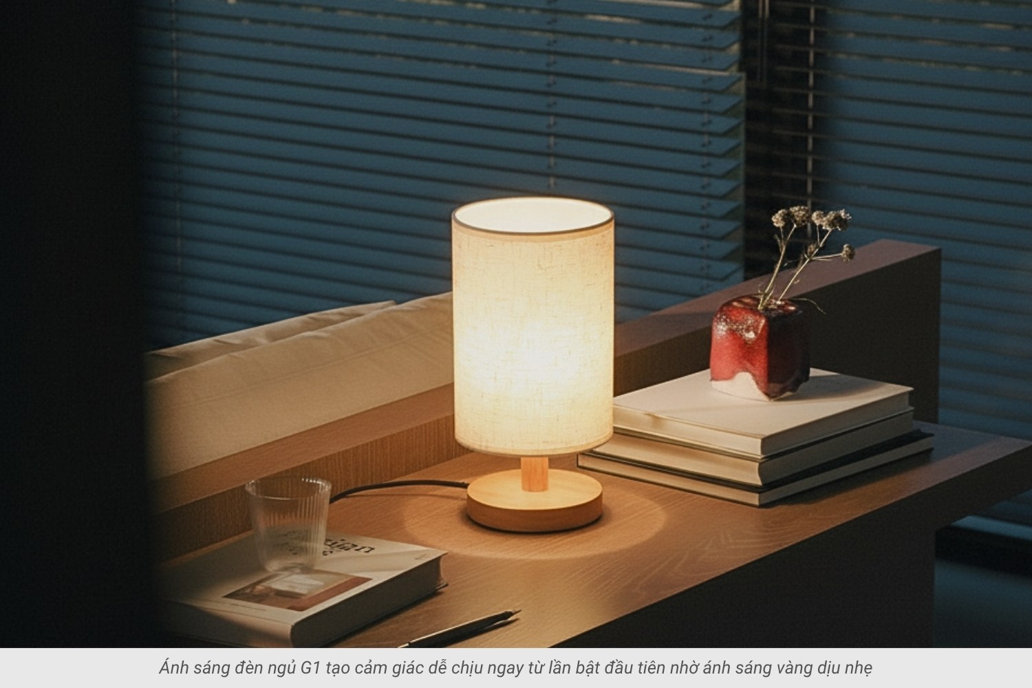 2. Review 5+ đèn ngủ để bàn phù hợp nhất cho phòng ngủ minimalism