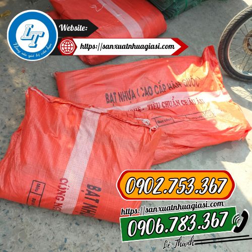 Cuộn bạt giao cho khách Cuộn bạt giao cho khách